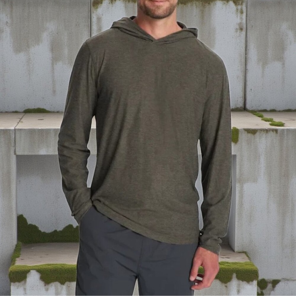 Vuori Strato Tech Hoodie Men’s Large V1019 Heather Green Pullover Lightweight